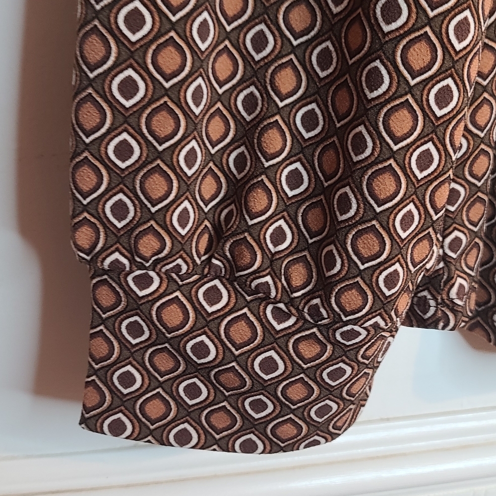 Adrianna Papell Geometric Pattern Top - Picture 5 of 7